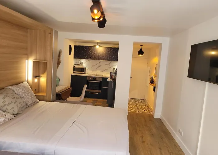 Lieu Unique Coeur De Ville Avec Terrasse Et Jacuzzi